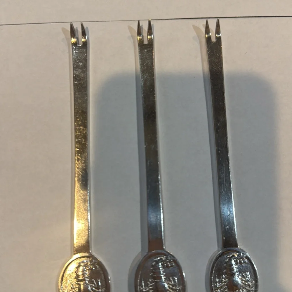 EPNS SET OF 3 Vintage Silver Plated‎ Lobster Pick Forks